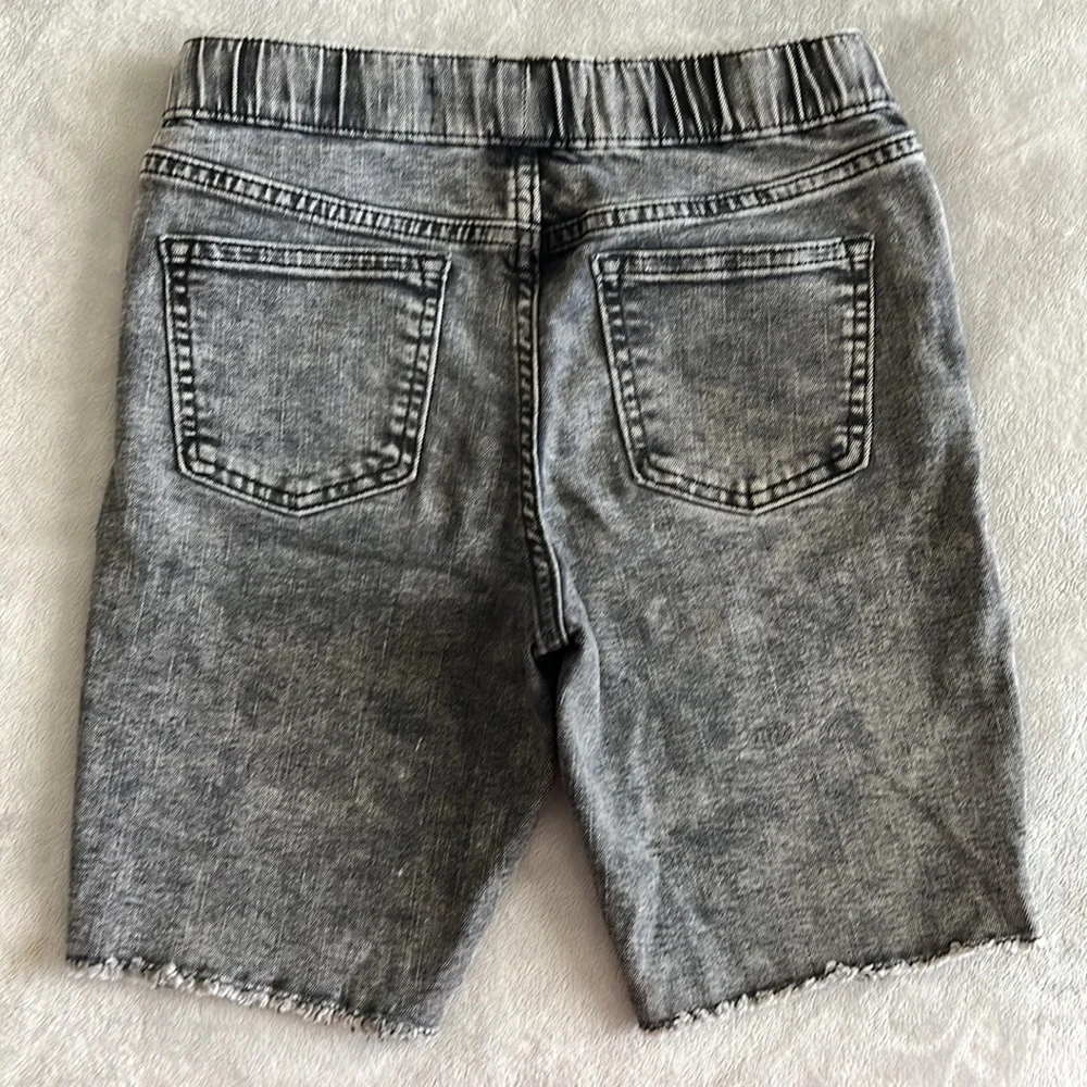 Boys Old Navy Slim Shorts Gray Size 10